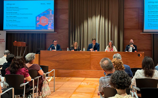 AEBALL representa al tejido empresarial de L'Hospitalet y el Baix Llobregat en la Jornada sobre la Industria