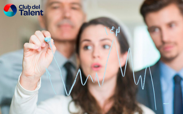 Descobreix com l’empatia i l’assertivitat reforcen la comunicació i la cohesió dels equips