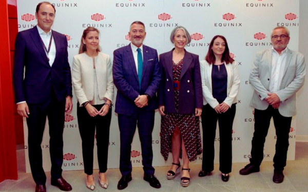 El nou Data Center d'Equinix, associat d'AEBALL, obre oficialment les seves portes a L’Hospitalet