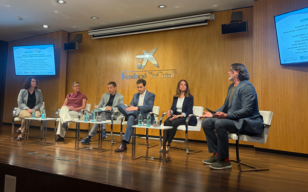 El Pacte Industrial i AEMES Smart aposten per la mobilitat sostenible com a palanca de desenvolupament industrial i territorial