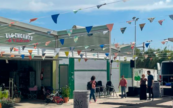 Èxit de la Festa del Medi Ambient 2025 de Solidança a la deixalleria de Viladecans amb moda sostenible, música i compromís ambiental