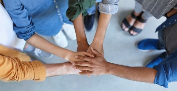 Gaudeix dels avantatges d'AEBALL i UPMBALL. Fes-te soci!