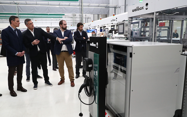 La fábrica de Wallbox de Barcelona recibe la visita del Presidente del Gobierno, Pedro Sánchez