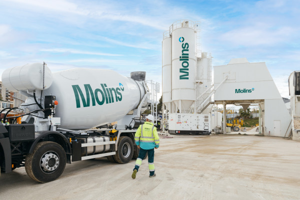 Molins crece en el ámbito de la aplicación de pavimentos de hormigón