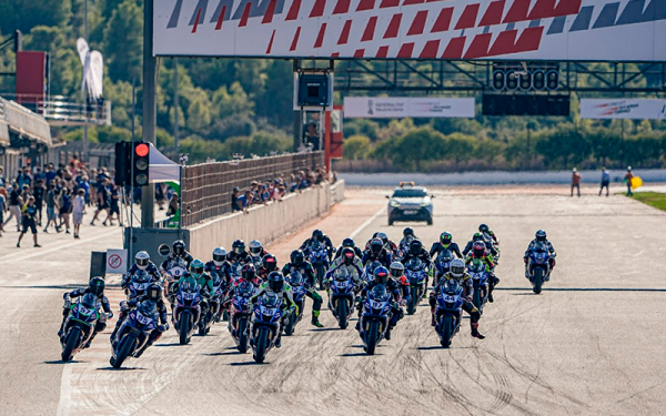 Yamaha celebra la cuarta ronda de su competición R7 Cup